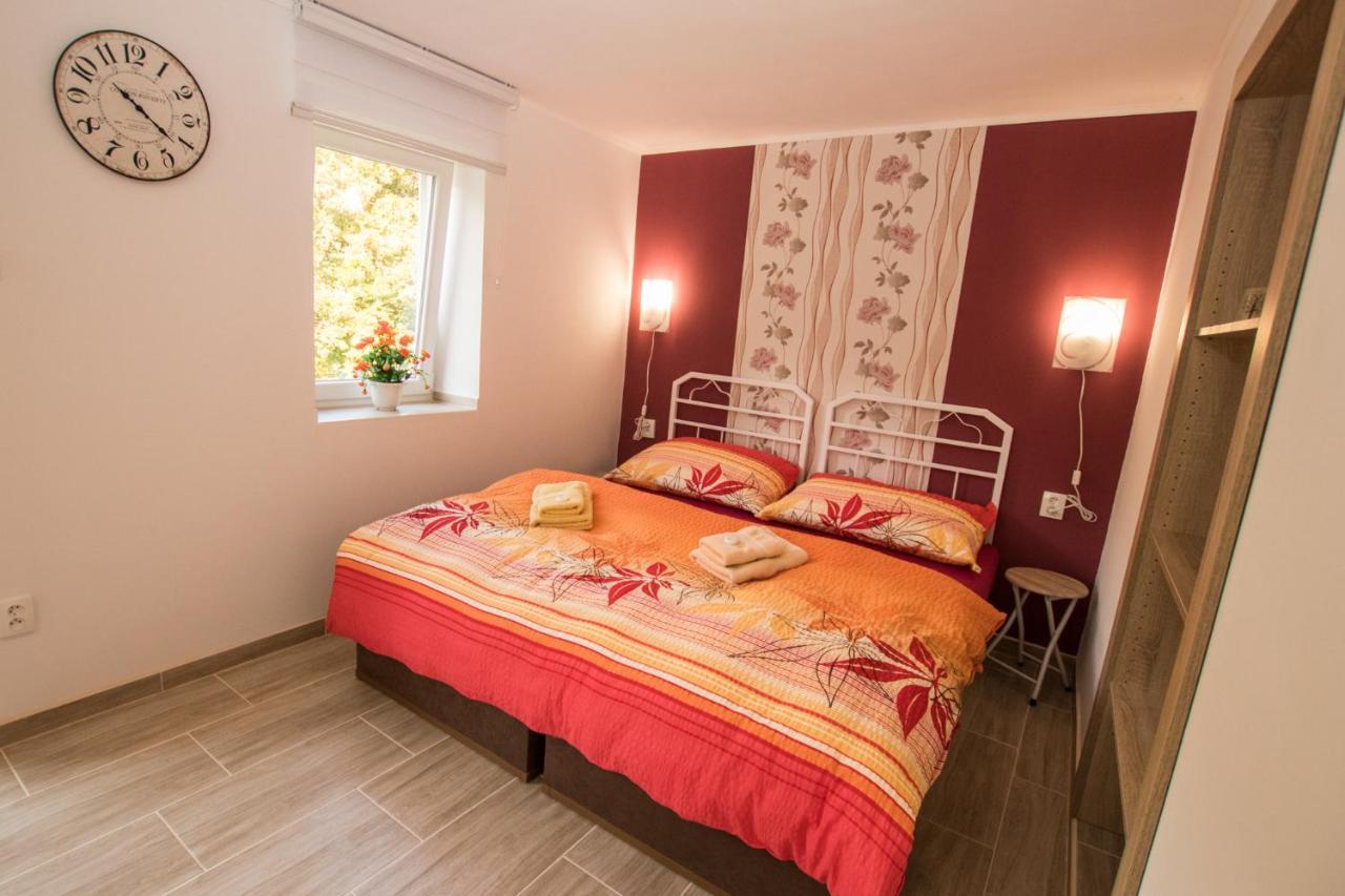 Apartment Blehovi Mala Velen エクステリア 写真